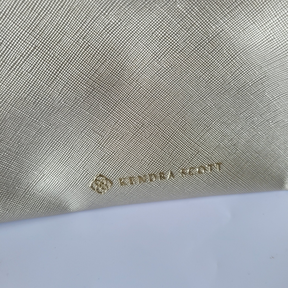 Kendra Scott Travel Bag Brand New